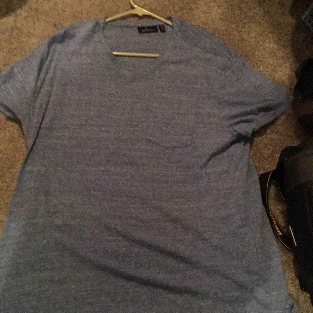 Marc Anthony v neck blue T-shirt